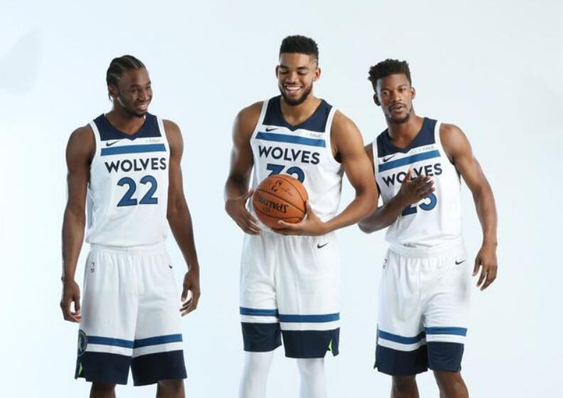 巴黎人报：舍瓦利耶有望迎来国家队首秀，多名轮换球员将出场（巴黎人报：舍瓦利耶有望上演国家队首秀，多位轮换球员将登场）