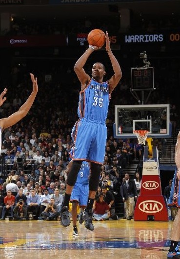 凯尔特人双探花合砍70分（凯尔特人双星轰下70分）