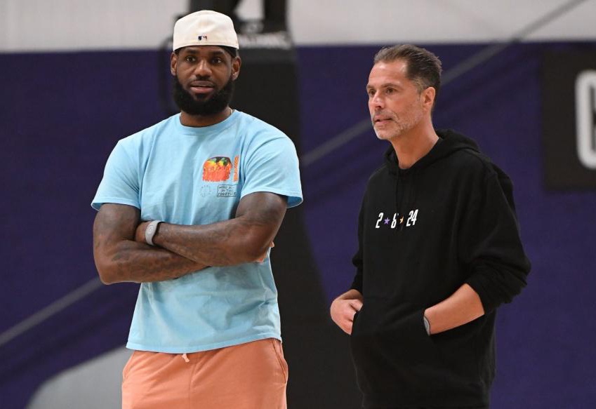 巴媒：奥斯卡此前并无严重心脏问题病史，医生正调查异常原因（巴媒称奥斯卡无严重心脏病史，医生正调查异常成因）