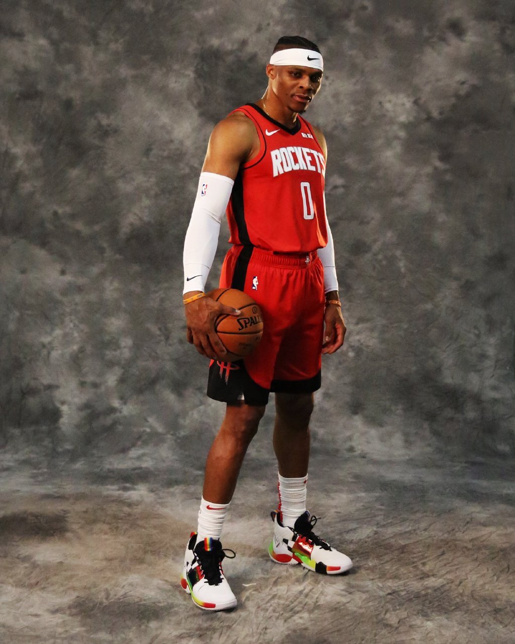 因西涅打趣：我在加拿大过得很好，但美职联并不是真正的足球（因西涅调侃：在加拿大过得不错，但美职联算不上“真正的足球”）