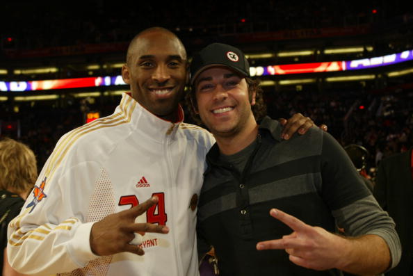 意媒：迪巴拉周二接受伤势检查，铁定无缘罗马本周两场比赛（意媒：迪巴拉周二接受伤情评估，确认缺席罗马本周两场比赛）