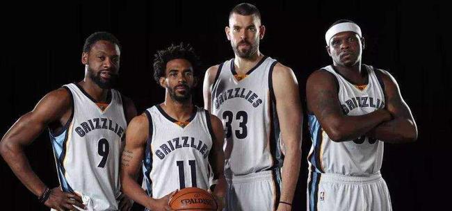 罗体：罗马询问赛义德-马拉，但优先目标仍是齐尔克泽（罗体：罗马打听赛义德-马拉，头号目标依旧齐尔克泽）